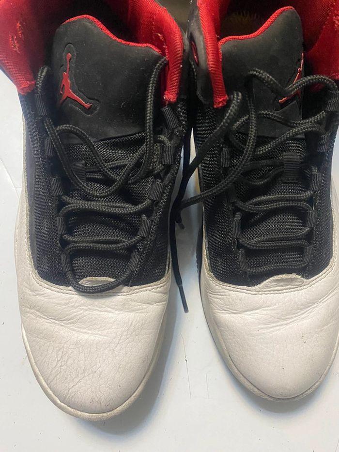 Basket air Jordan . Taille 42,5. - photo numéro 4