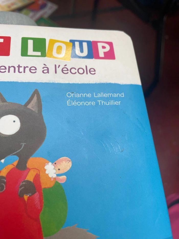 Livre petit loup rentre à l’école - photo numéro 4