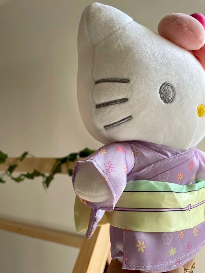 Peluche Hello Kitty en Kimono 👘 - photo numéro 9