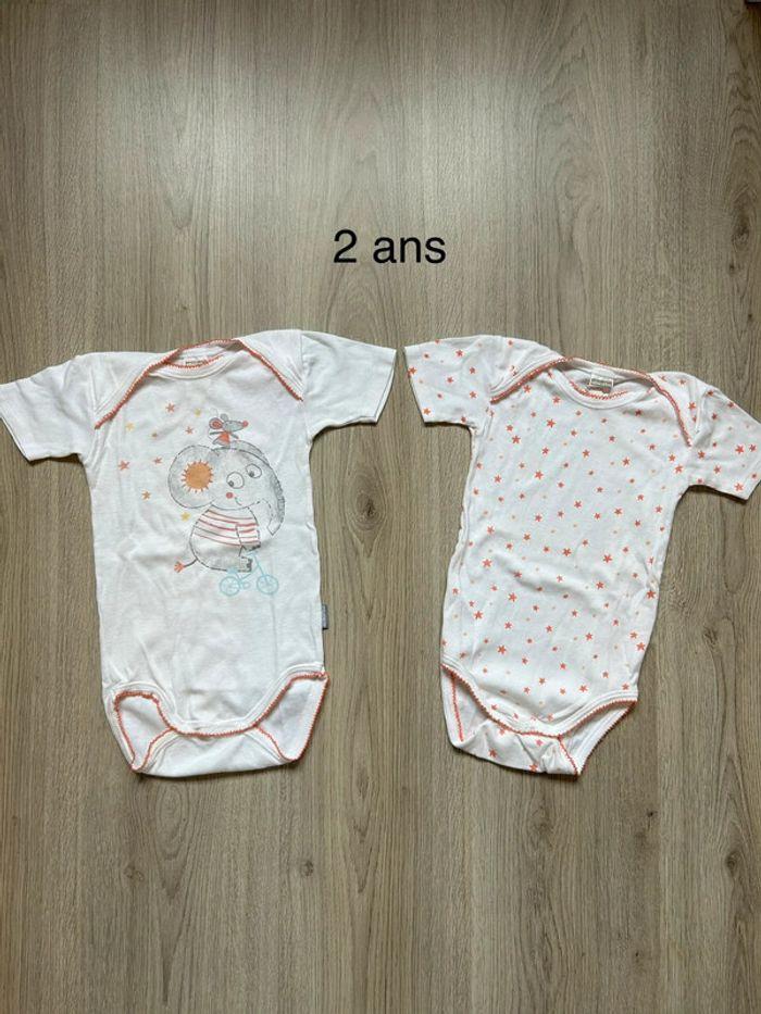 Lot de 2 bodies Absorba 2 ans - photo numéro 1