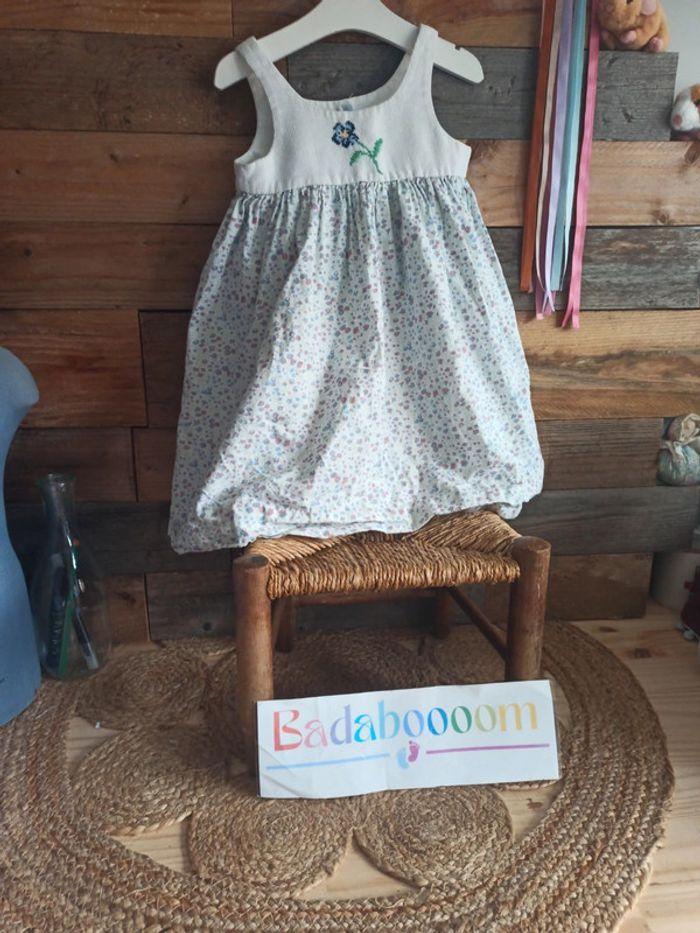 Robe Acanthe broderie tbe 2 ans - photo numéro 1