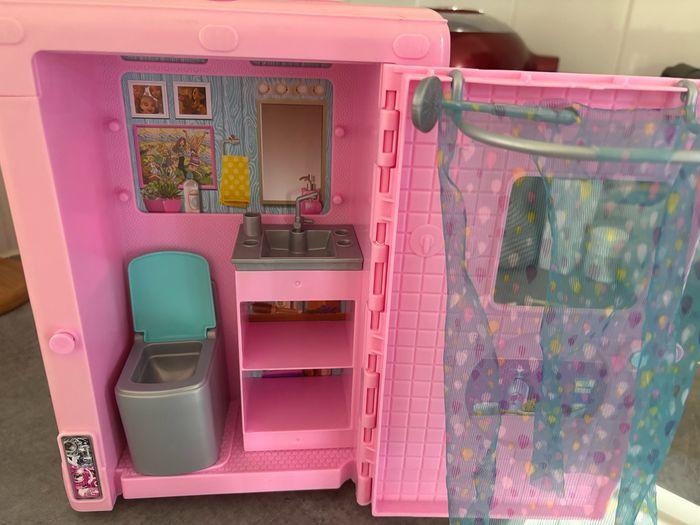 Barbie Camping-car de rêve 3 en 1 - photo numéro 4