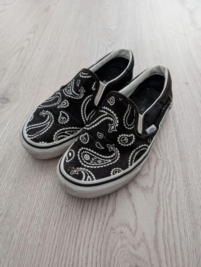 Vans Slip-on - Motifs Bandana - Taille 36 - photo numéro 1