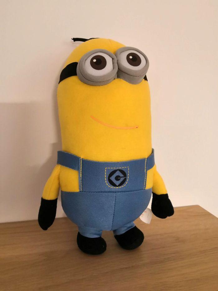 Peluche minion neuve - photo numéro 1