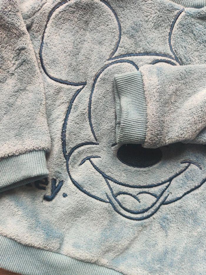 Pull Disney Mickey bleu - photo numéro 2