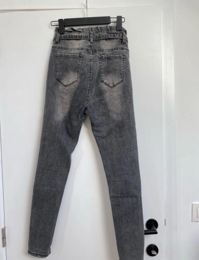 Jeans gris taille haute - photo numéro 6