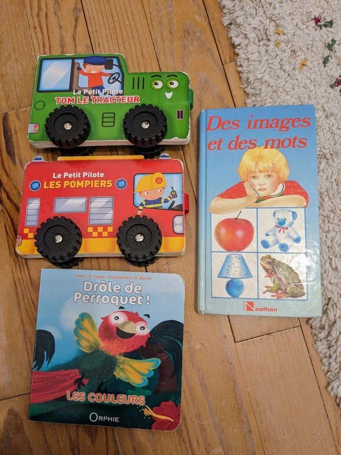 Lot livres 1/3 ans