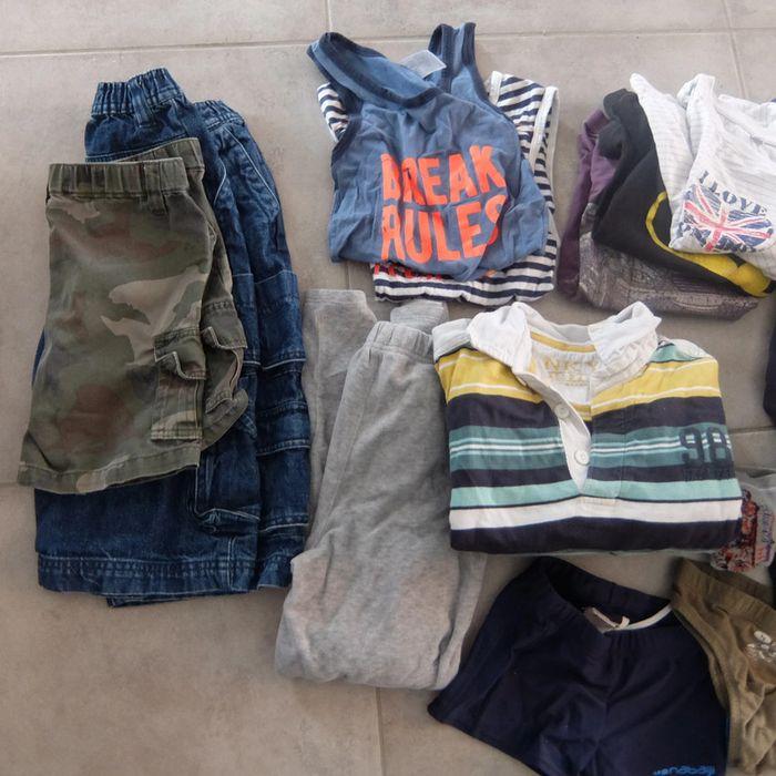 Lot vêtements garçon 8 ans 17 pièces - photo numéro 2