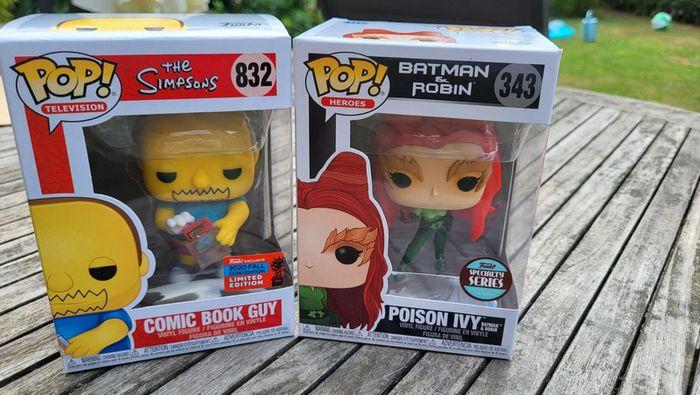 Lot de 2 Funko Pop The Simpson Comic Book Guy et Poison Ivy neuve 🏷 - photo numéro 1