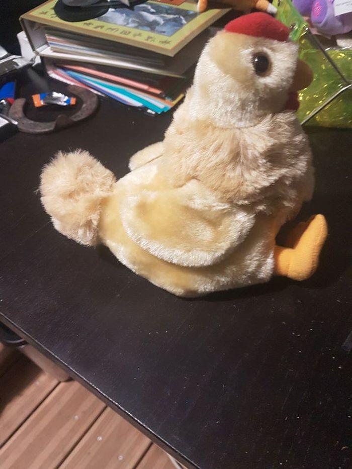 peluche poule