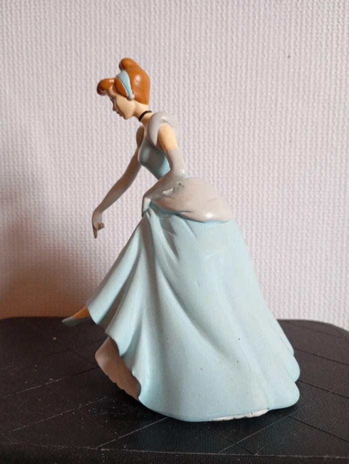 Figurine Hachette Cendrillon Disney - photo numéro 2