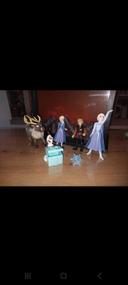 Figurines personnages la reine des neiges