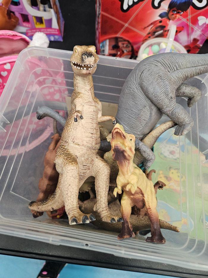 Lot de dinosaures - photo numéro 2