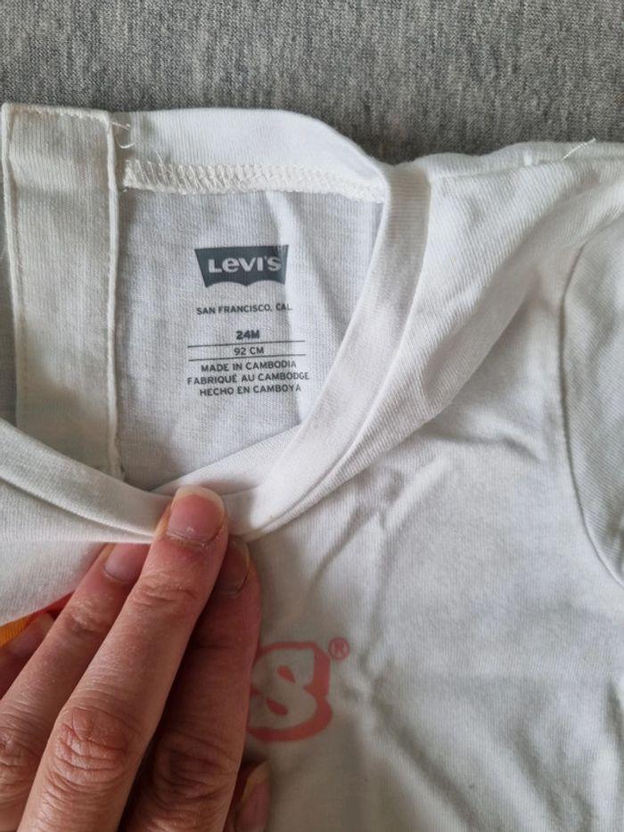 T shirt levis 24m - photo numéro 2