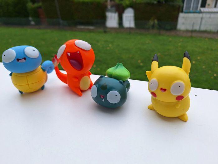 Lot de 4 figurines Pokémon rigolotes Salamèche, Carapuce, Bulbizarre, Pikachu - photo numéro 3