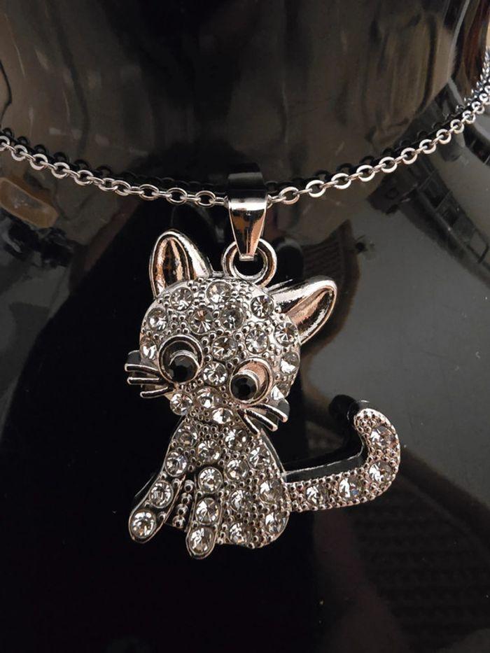 Magnifique collier neuf  acier Pendentif chat en acier inoxydable - photo numéro 2