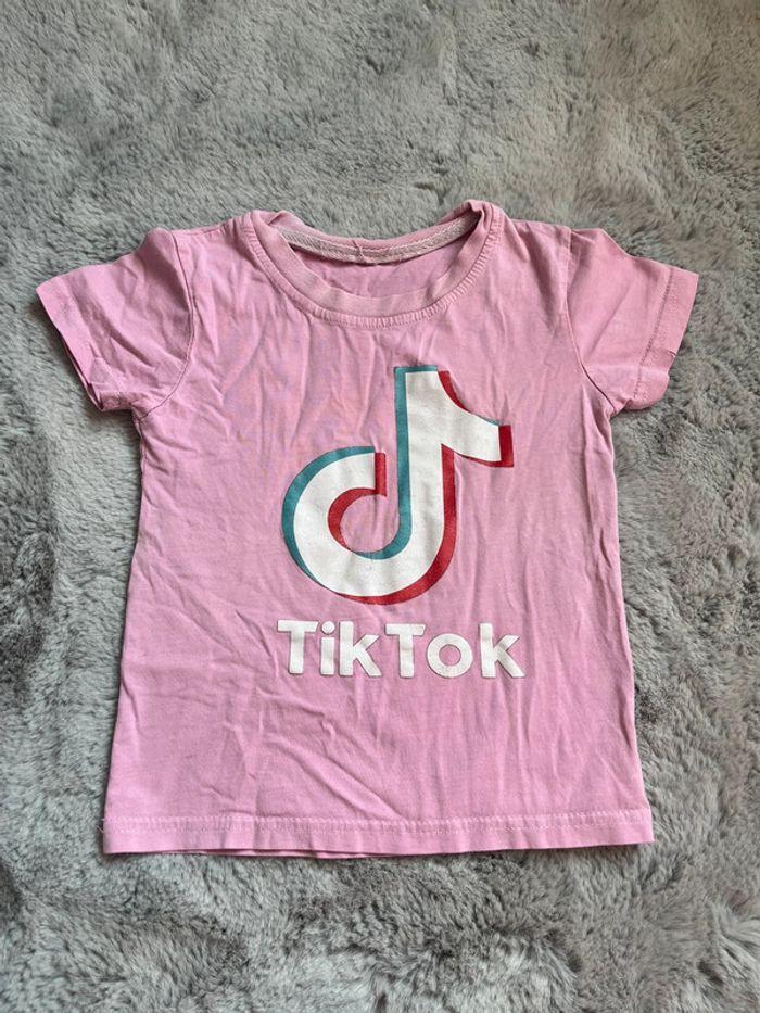 T-shirt tik tok 6 ans