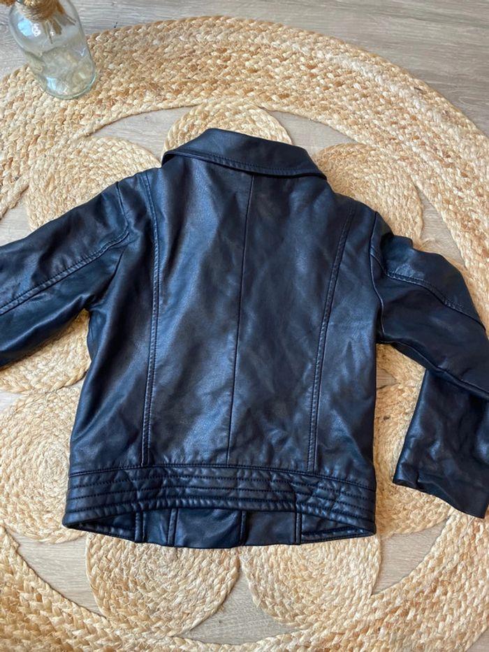 Veste perfecto noir Kiabi taille 6 ans / 116 cm - photo numéro 4