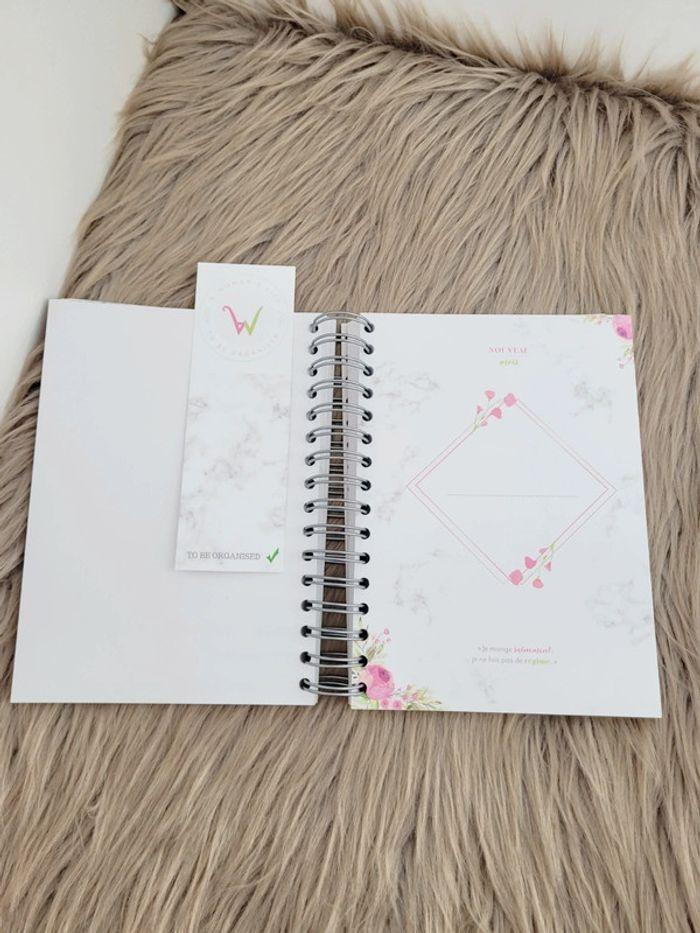 Superbe planner AWL - photo numéro 7