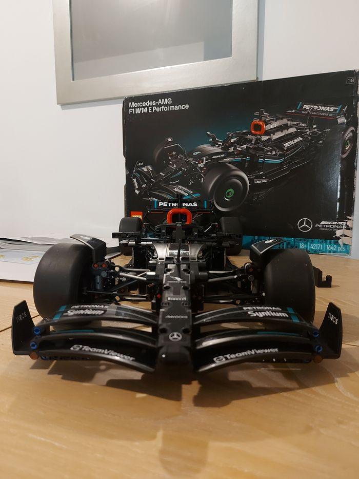 Lego mercedes amg w14 - photo numéro 1