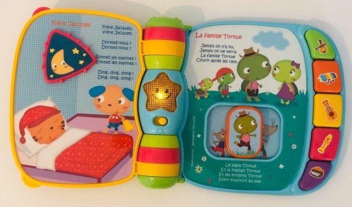 vtech do ré mi super livre enchanté bleu 6-36 mois 40+ chansons mélodies sons et phrases 6 comptines livre interactif parlant musical éducatif instruments de musique couleurs motricité fine lot SOP77 - photo numéro 6