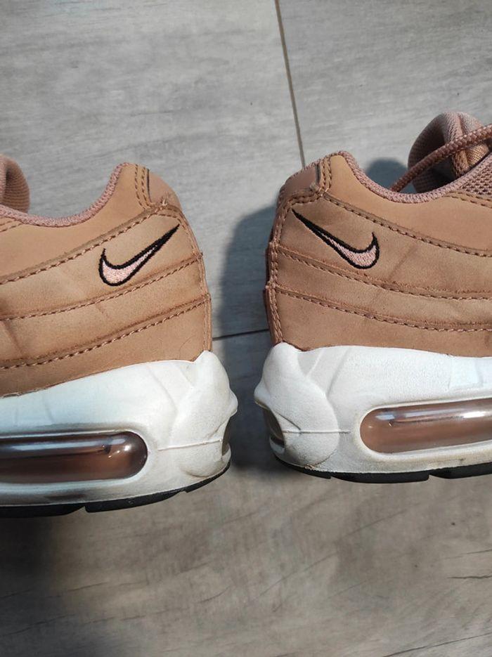 Basket Nike air max 95 femme pointure 38 parfait état Camel dusted clay - photo numéro 7