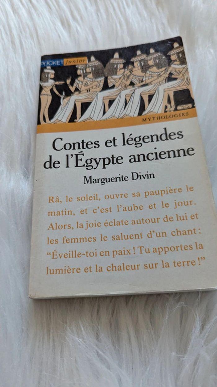 Livre " Contes et légendes de l'Égypte ancienne" de Marguerite Divin - photo numéro 1