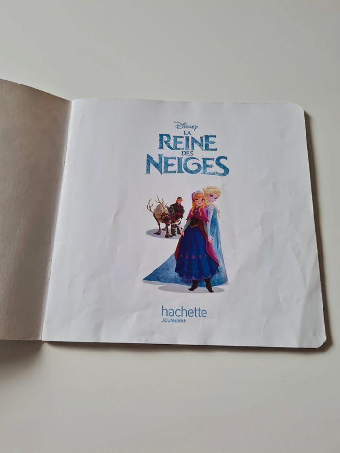 📘 Livre le monde Enchanté de Disney la reine des neiges - photo numéro 2