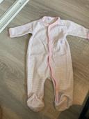 Pyjama genouillère taille 50 cm naissance/ 1 mois  rose blanc et gris brillant