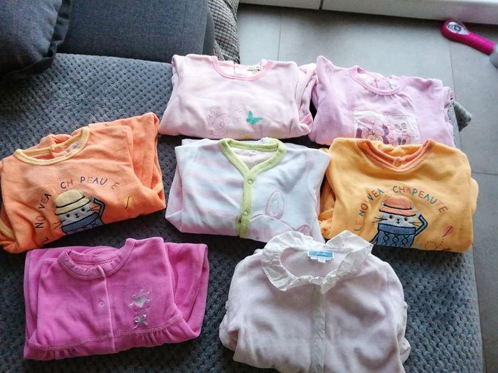 Lot de 7 pyjamas 12 mois - photo numéro 1