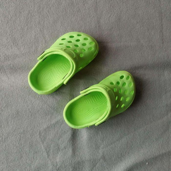 Imitation crocs verte pointure 20 - photo numéro 1