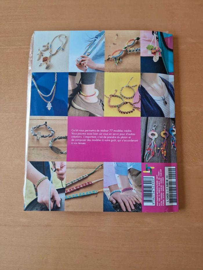 Livre DIY bracelets de l'amitié & accessoires neuf les Éditions de Saxe - photo numéro 3