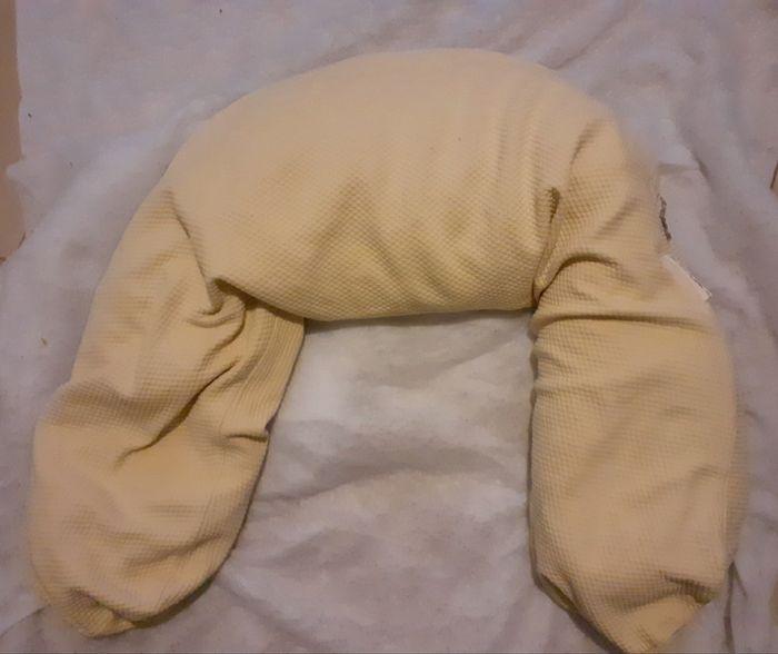 Coussin d'allaitement - photo numéro 1