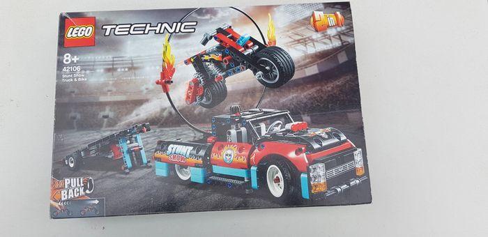 Lego Technic 42106 - photo numéro 1