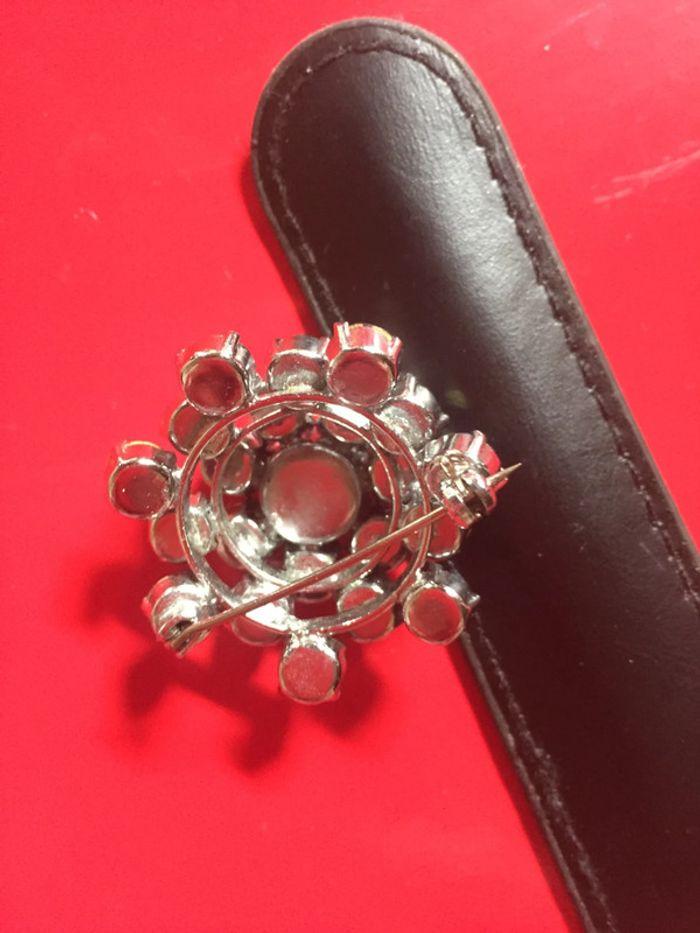 Vintage broche gros strass - photo numéro 5