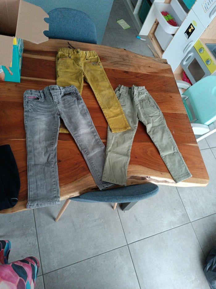 Lot 3 pantalons 3ans - photo numéro 1