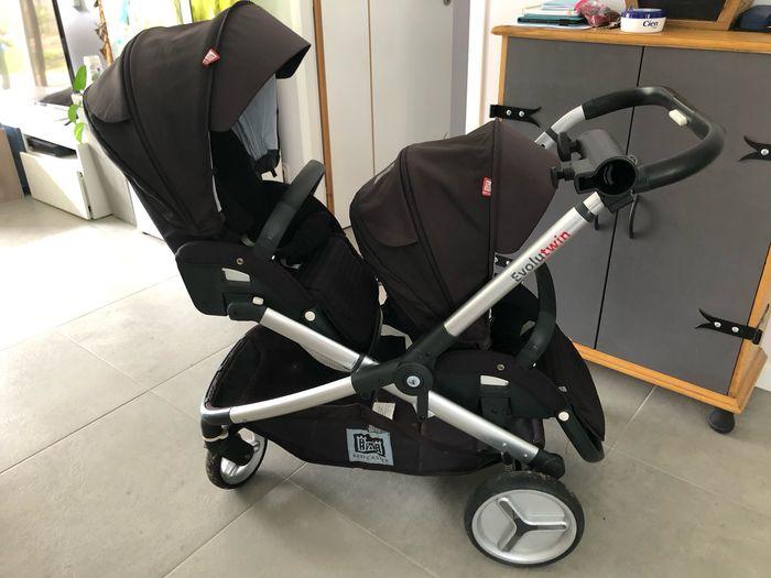 Poussette double + cosy + bases isofix - photo numéro 1