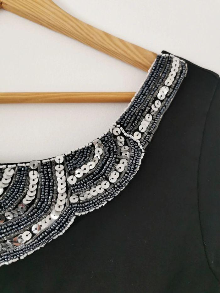 Robe ceintrée détail sequins - photo numéro 6