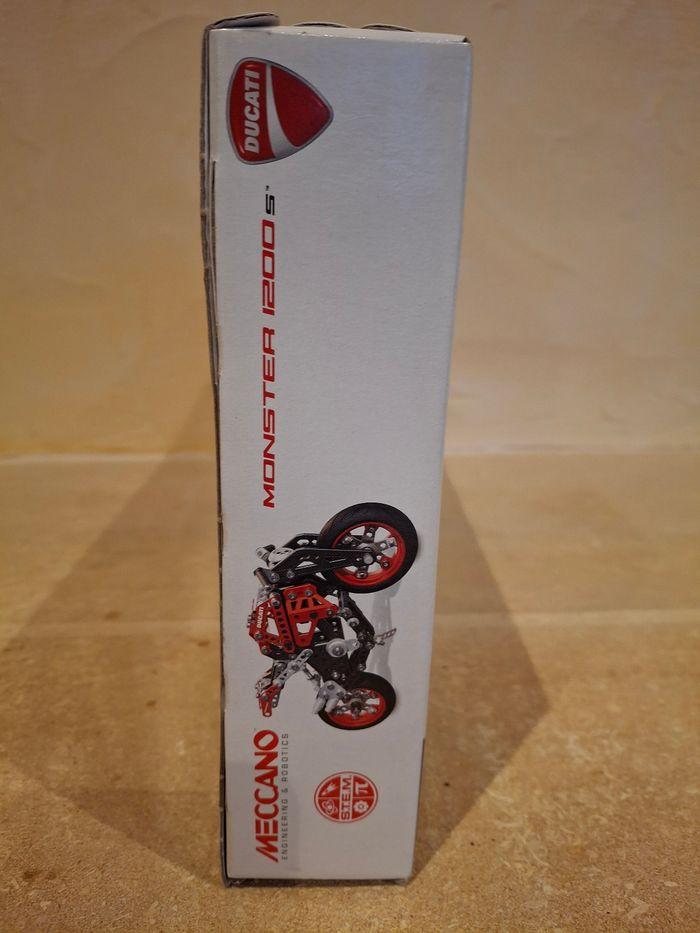 Meccano Ducati monster 1200s - photo numéro 4