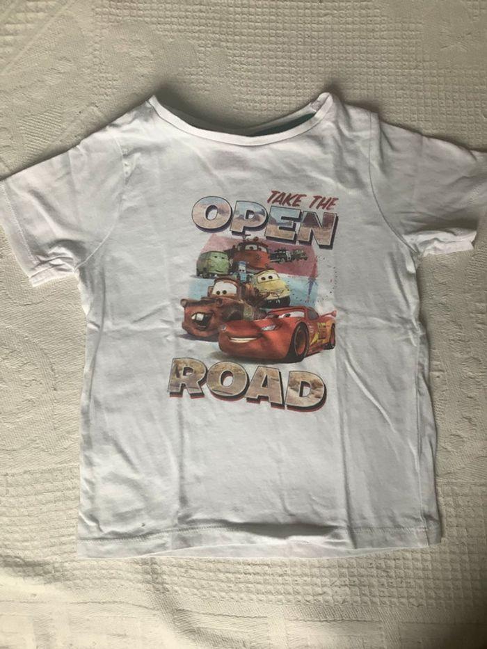 Tee shirt cars