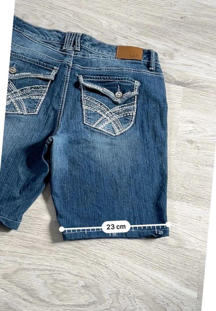 🩳 Short vintage brodé en jean  Bleu Taille S 🩳 - photo numéro 6