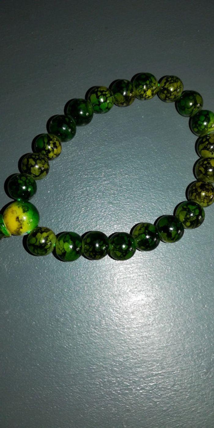 Bracelet perles vertes et jaunes - photo numéro 2