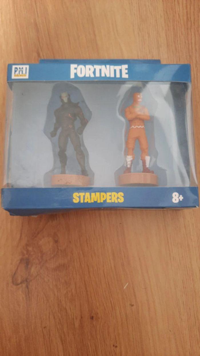 Fornite stampers - photo numéro 1