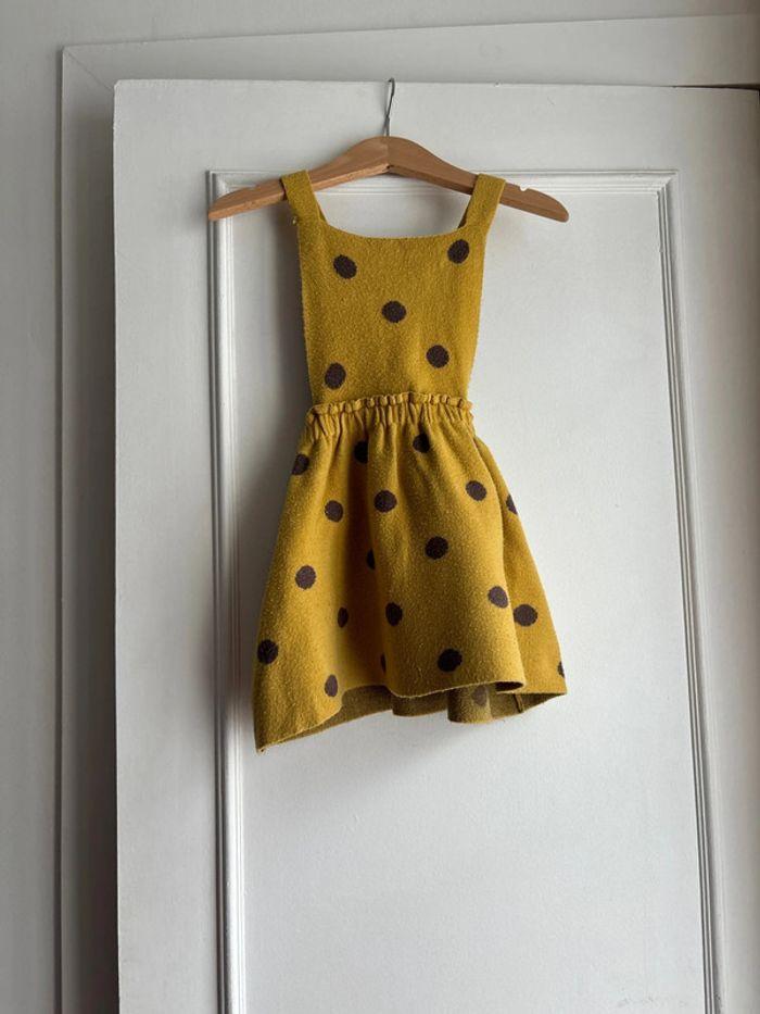 Robe Zara enfant  jaunes à pois noire - photo numéro 1