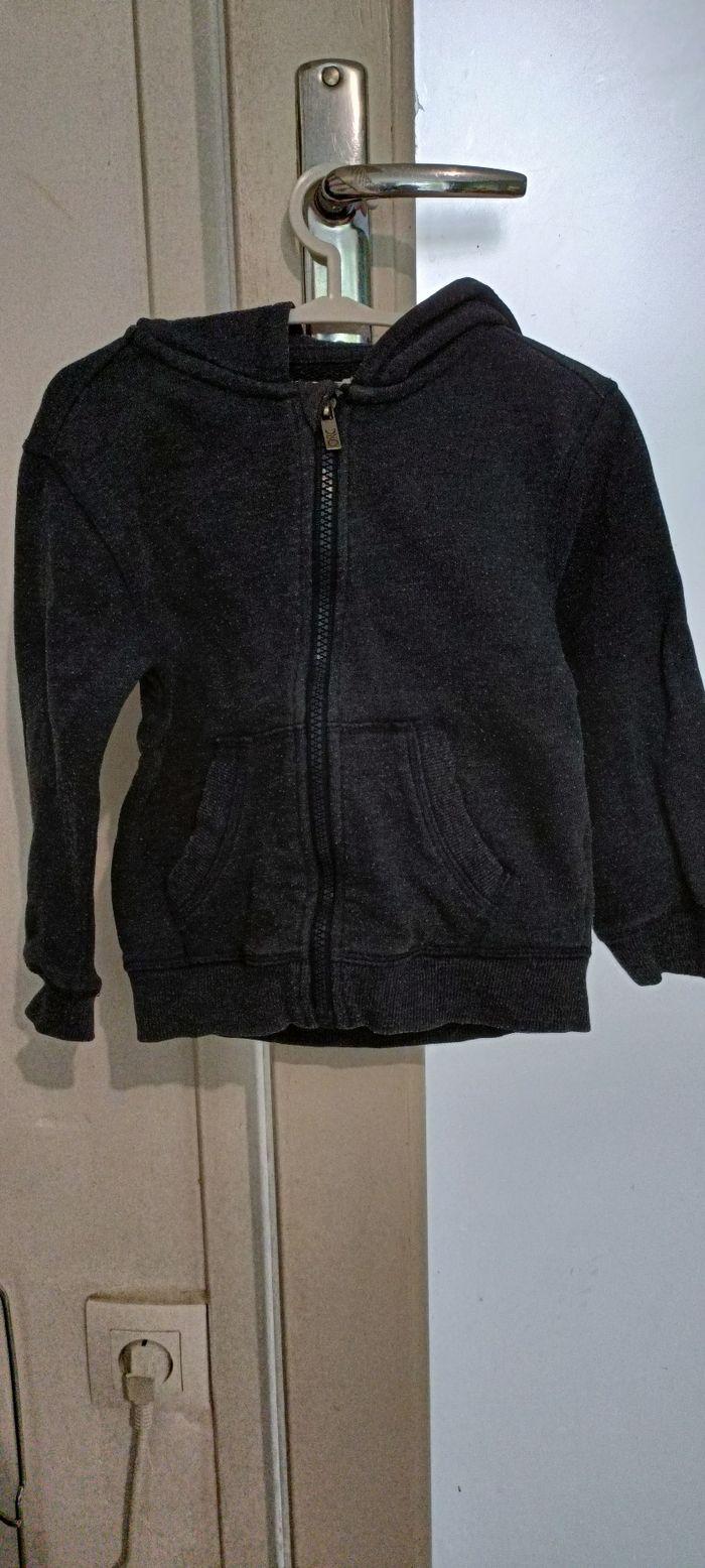 Veste sweat - photo numéro 1