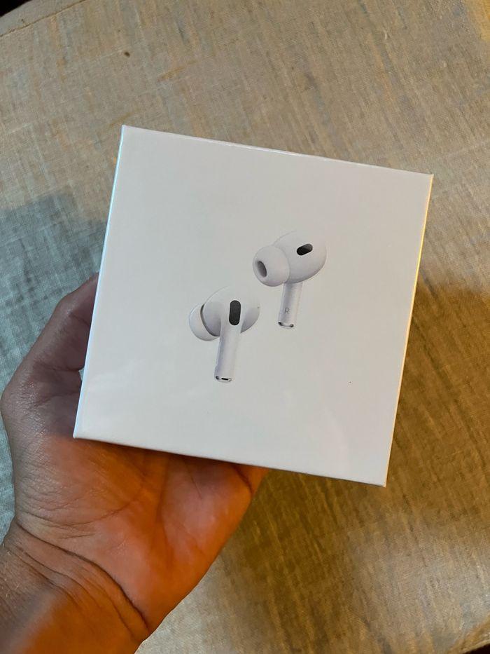 airpods pro 2 - photo numéro 1