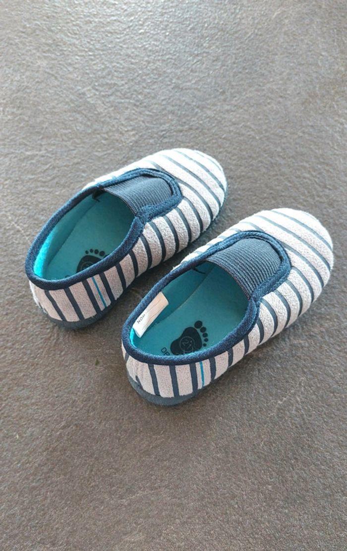 Chaussons bébé 21 - photo numéro 2