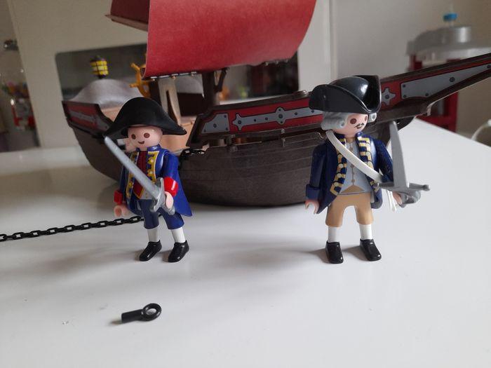 Bateau playmobil avec canon et personnage - photo numéro 2