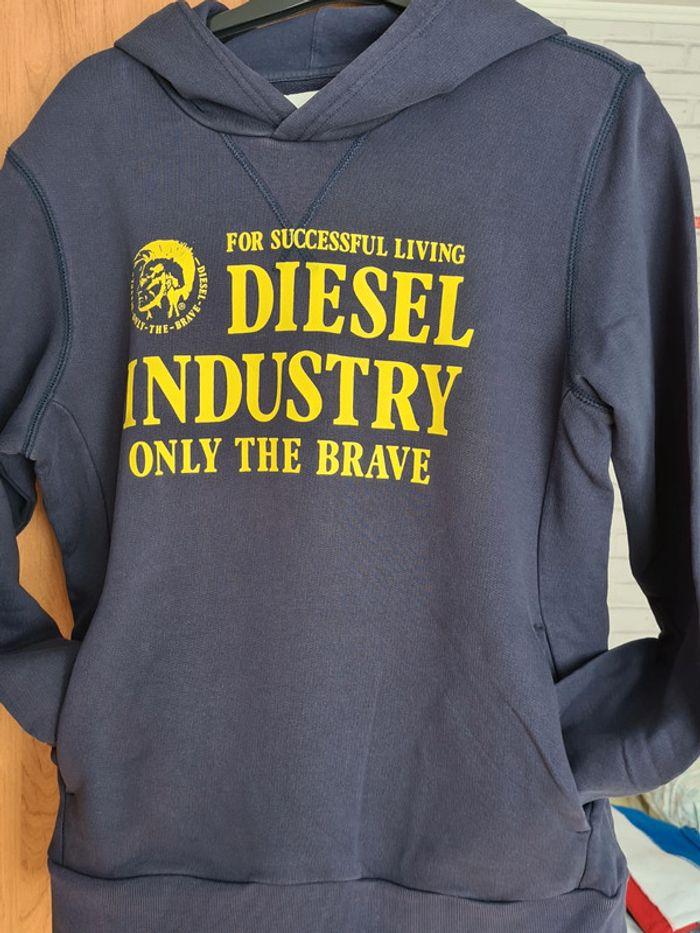 Sweat capuche Diesel 14 ans - photo numéro 1