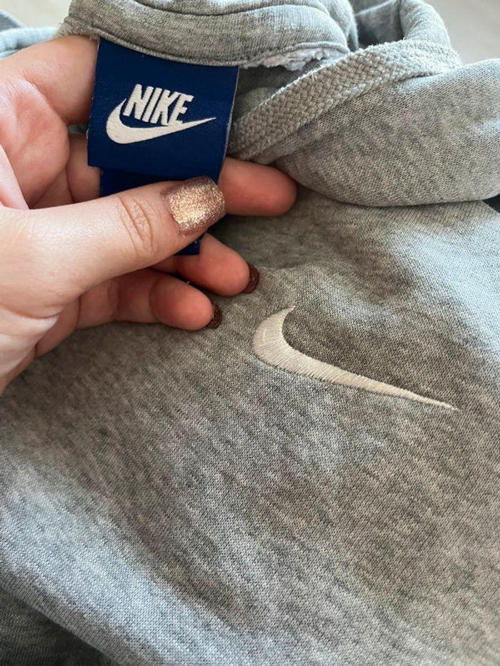 Sweat à capuche gris nike - photo numéro 2